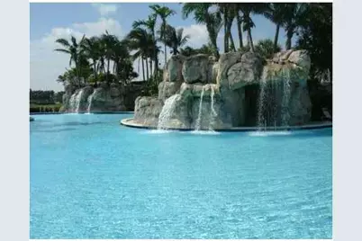 10700 NW 66 St, Unit #302, Doral, FL 33178 - Photo 6