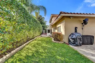 11300 Knot Way, Cooper City, FL 33026 - Photo 26