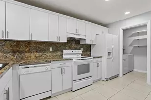 10071 NW 36th St, Coral Springs, FL 33065 - Photo 12