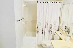 9733 Westview Dr, Coral Springs, FL 33076 - Photo 10