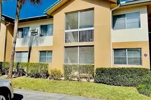 9733 Westview Dr, Coral Springs, FL 33076 - Photo 1