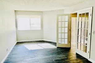 9733 Westview Dr, Coral Springs, FL 33076 - Photo 4