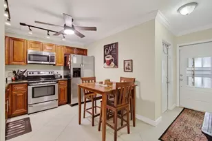 19000 Stewart Cir, Boca Raton, FL 33496 - Photo 14