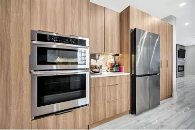 1231  Hayes St, Hollywood, FL 33019 - Photo 10