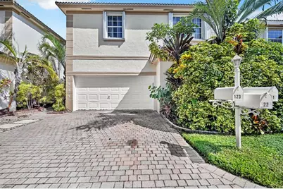 1231  Hayes St, Hollywood, FL 33019 - Photo 2