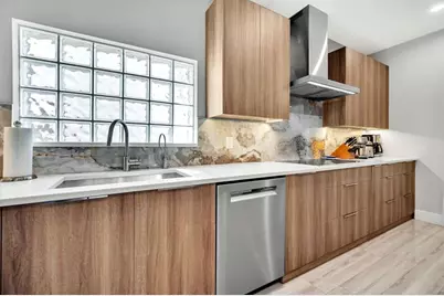 1231  Hayes St, Hollywood, FL 33019 - Photo 8