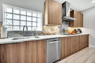 1231 Hayes St, Hollywood, FL 33019 - Photo 8