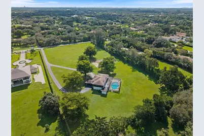 5401  Thoroughbred Ln, Southwest Ranches, FL 33330 - Photo 10