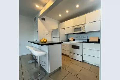 2830 NE 30th Pl, Unit #4, Fort Lauderdale, FL 33306 - Photo 1