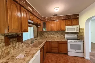 14131 NW 3rd Ave, Miami, FL 33168 - Photo 4