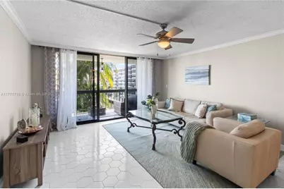 4800  Bayview Dr, Unit #402, Fort Lauderdale, FL 33308 - Photo 12