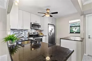 4800 Bayview Dr, Fort Lauderdale, FL 33308 - Photo 8