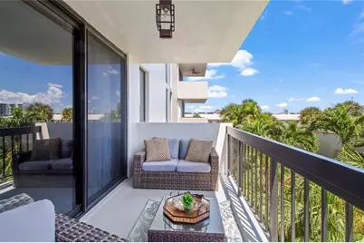 4800  Bayview Dr, Unit #402, Fort Lauderdale, FL 33308 - Photo 20