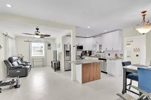 5221 NE 16th Ave, Pompano Beach, FL 33064 - Photo 4