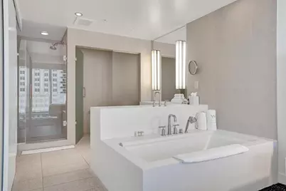 3101  Bayshore Dr, Unit #705, Fort Lauderdale, FL 33304 - Photo 4