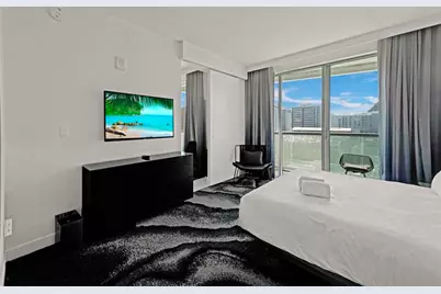 3101  Bayshore Dr, Unit #709, Fort Lauderdale, FL 33304 - Photo 32