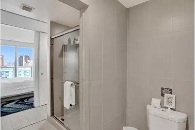 3101  Bayshore Dr, Unit #1707, Fort Lauderdale, FL 33304 - Photo 28