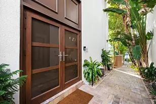 3014 NE 49th St, Fort Lauderdale, FL 33308 - Photo 2