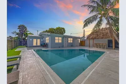 1317 S Broadway, Lantana, FL 33462 - Photo 2