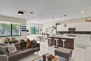 8001 NW 41st St, Doral, FL 33166 - Photo 6