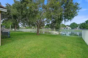 1885 NW 74th Way, Pembroke Pines, FL 33024 - Photo 6