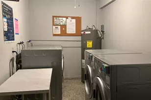 639 W Oakland Park Blvd, Oakland Park, FL 33311 - Photo 14