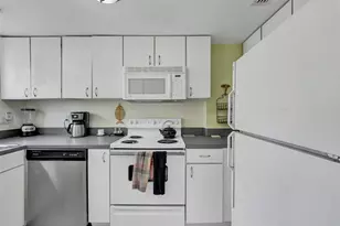 341 N Birch Road Unit, Fort Lauderdale, FL 33304 - Photo 10