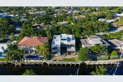 2729 NE 23rd Ct, Pompano Beach, FL 33062 - Photo 12