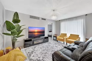 5336 NE 6th Ave, Oakland Park, FL 33334 - Photo 2