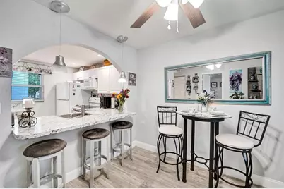 9480  Poinciana Pl, Unit #201, Davie, FL 33324 - Photo 12