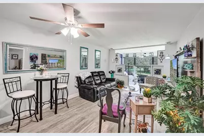 9480  Poinciana Pl, Unit #201, Davie, FL 33324 - Photo 16