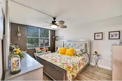 9480  Poinciana Pl, Unit #201, Davie, FL 33324 - Photo 26