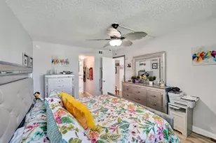 9480 Poinciana Pl, Davie, FL 33324 - Photo 30