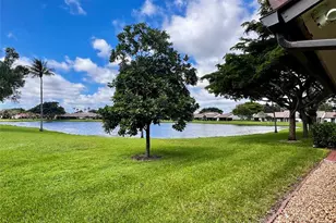 5667 Parkwalk Cir E, Boynton Beach, FL 33472 - Photo 2