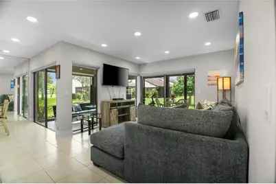 5667  Parkwalk Cir E, Unit #5667, Boynton Beach, FL 33472 - Photo 8