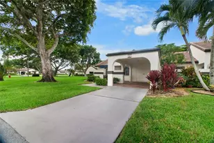 5667 Parkwalk Cir E, Boynton Beach, FL 33472 - Photo 22