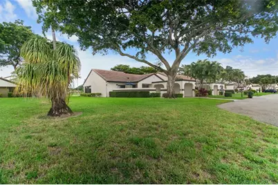 5667  Parkwalk Cir E, Unit #5667, Boynton Beach, FL 33472 - Photo 20
