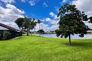 5667 Parkwalk Cir E, Boynton Beach, FL 33472 - Photo 4