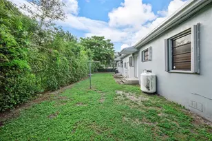 4001 NW 15th Ave, Miami, FL 33142 - Photo 38