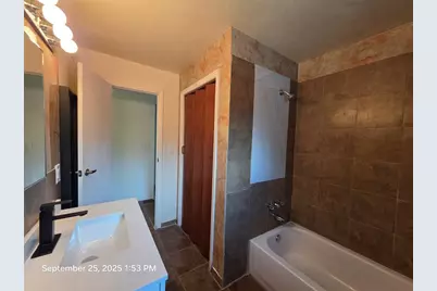 1751 NW 29th Ter, Fort Lauderdale, FL 33311 - Photo 8