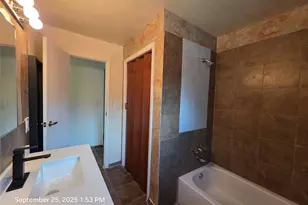 1751 NW 29th Terrace, Fort Lauderdale, FL 33311 - Photo 8