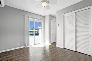 949 SE 10th Ct, Pompano Beach, FL 33060 - Photo 24