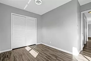 949 SE 10th Ct, Pompano Beach, FL 33060 - Photo 36