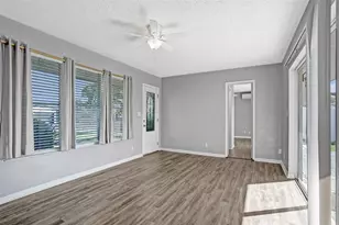 949 SE 10th Ct, Pompano Beach, FL 33060 - Photo 12