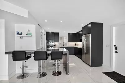 301  Lake Shore Dr, Unit #801, West Palm Beach, FL 33403 - Photo 14