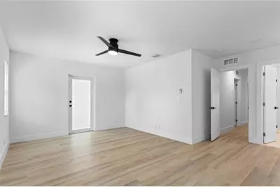 1402 NE 34th St, Oakland Park, FL 33334 - Photo 56