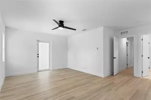 1402 NE 34th St, Oakland Park, FL 33334 - Photo 56