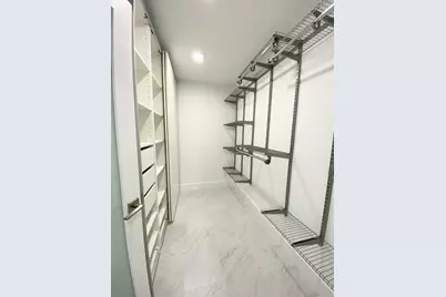 1402 NE 34th St, Oakland Park, FL 33334 - Photo 16