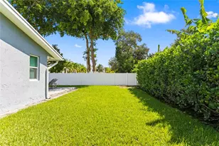 1402 NE 34th St, Oakland Park, FL 33334 - Photo 28