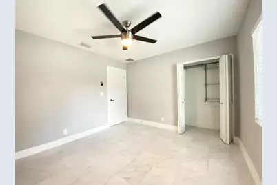 1402 NE 34th St, Oakland Park, FL 33334 - Photo 20